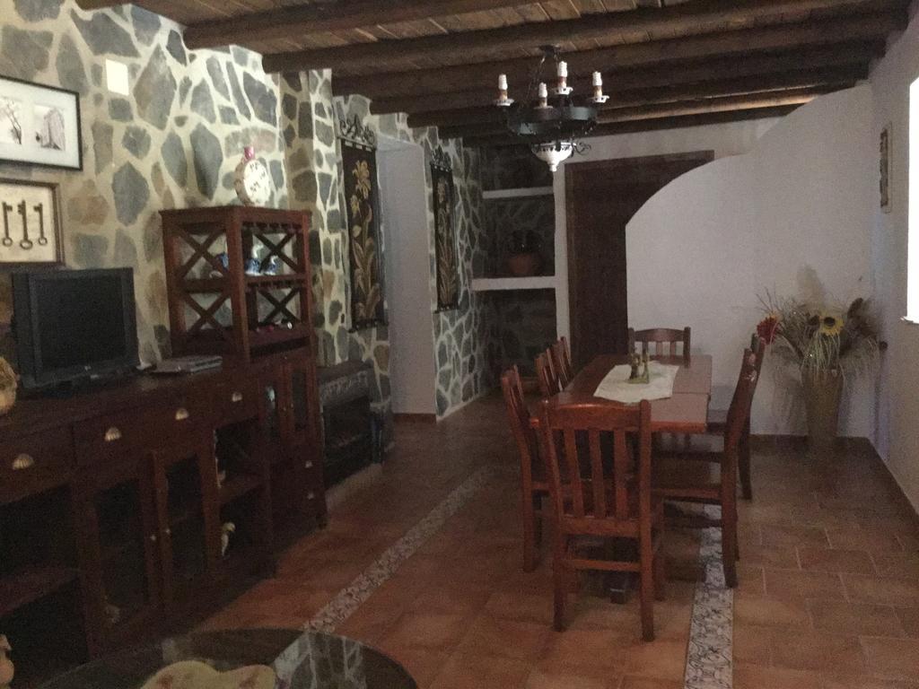 Bed and Breakfast Los Cazadores Эль-Гастор Экстерьер фото